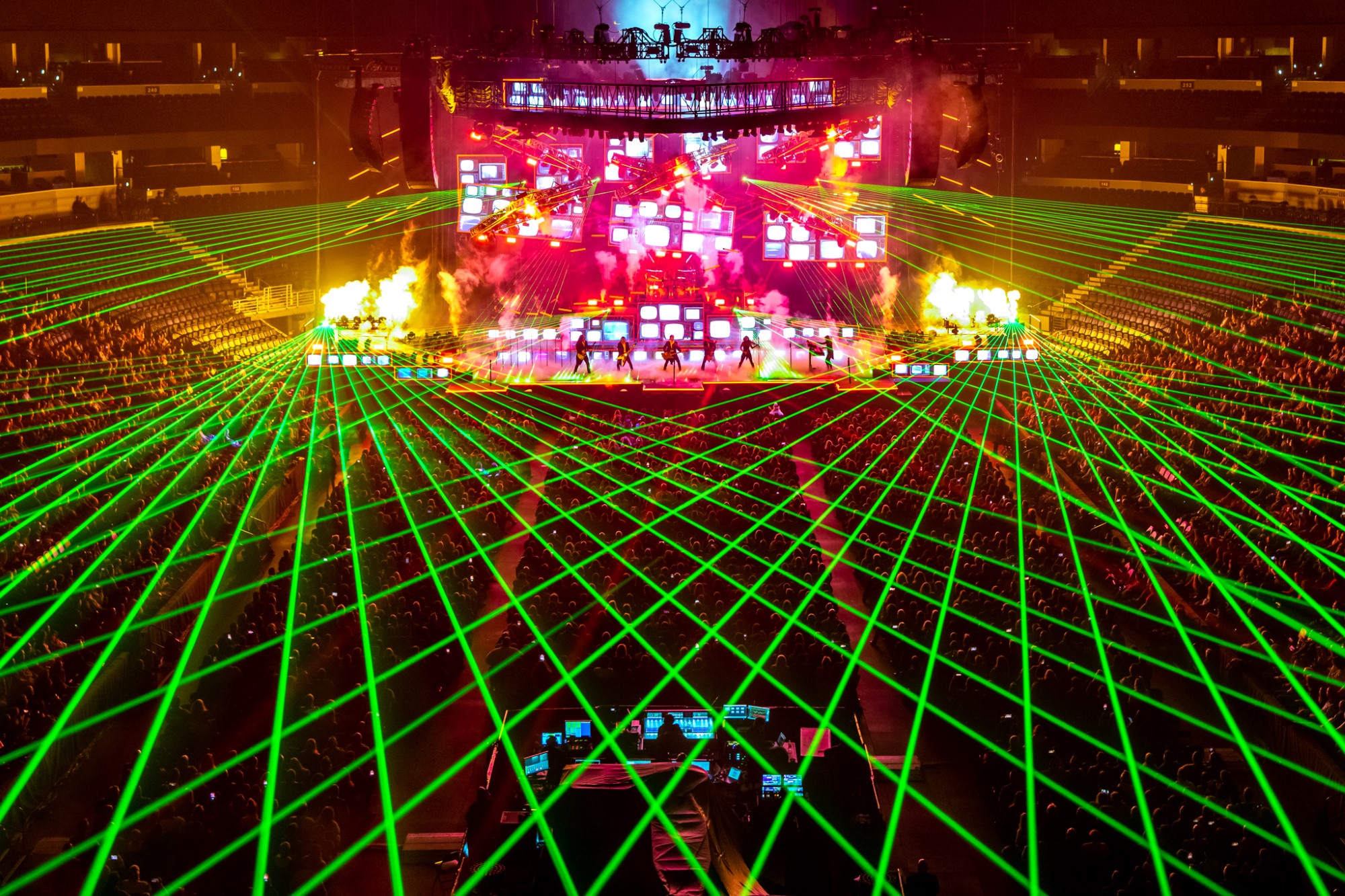 Trans-Siberian Orchestra - The Ghosts of Christmas Eve - the best of TSO and more - December 2022 - AT&T Center